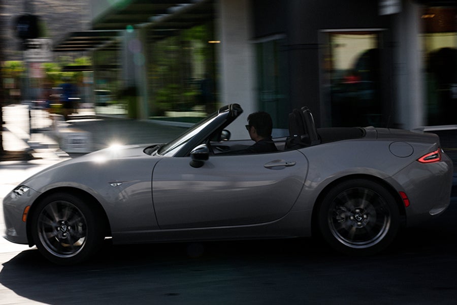 Mazda MX-5 Miata Car