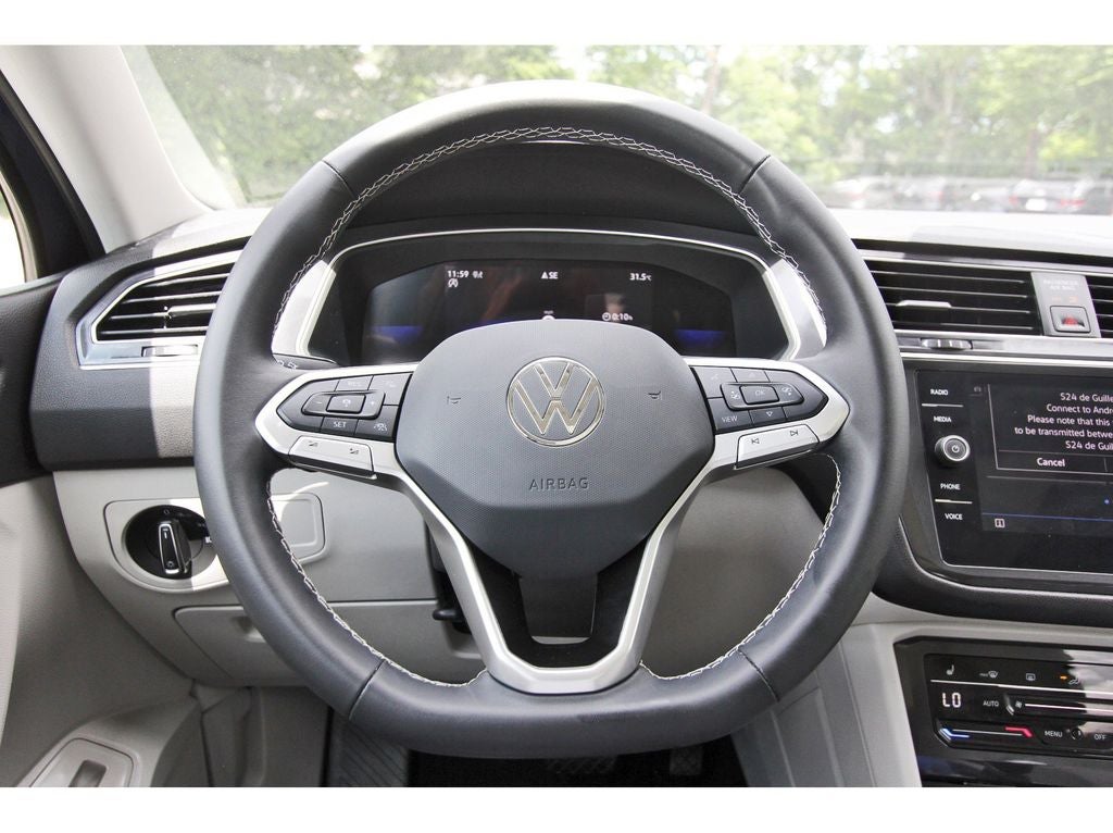 2024 Volkswagen Tiguan 2.0T SE
