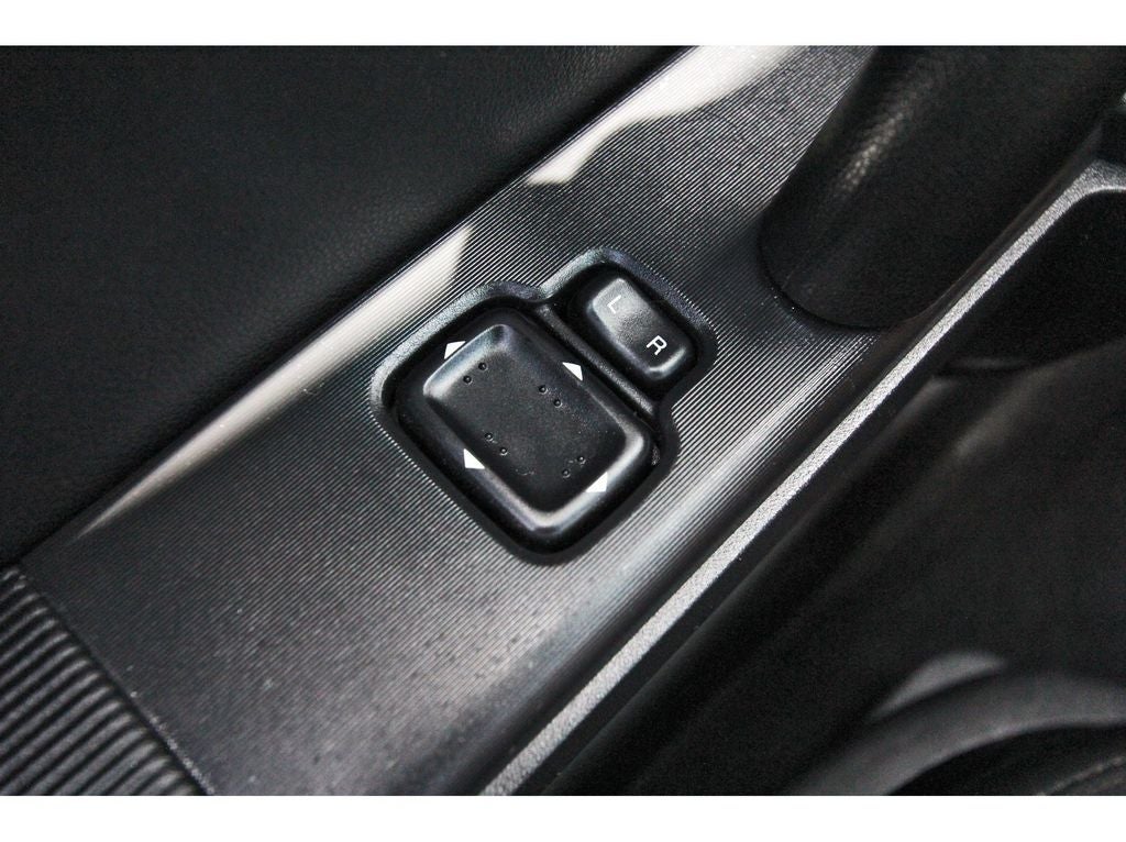 2006 Mazda Mazda Miata Base