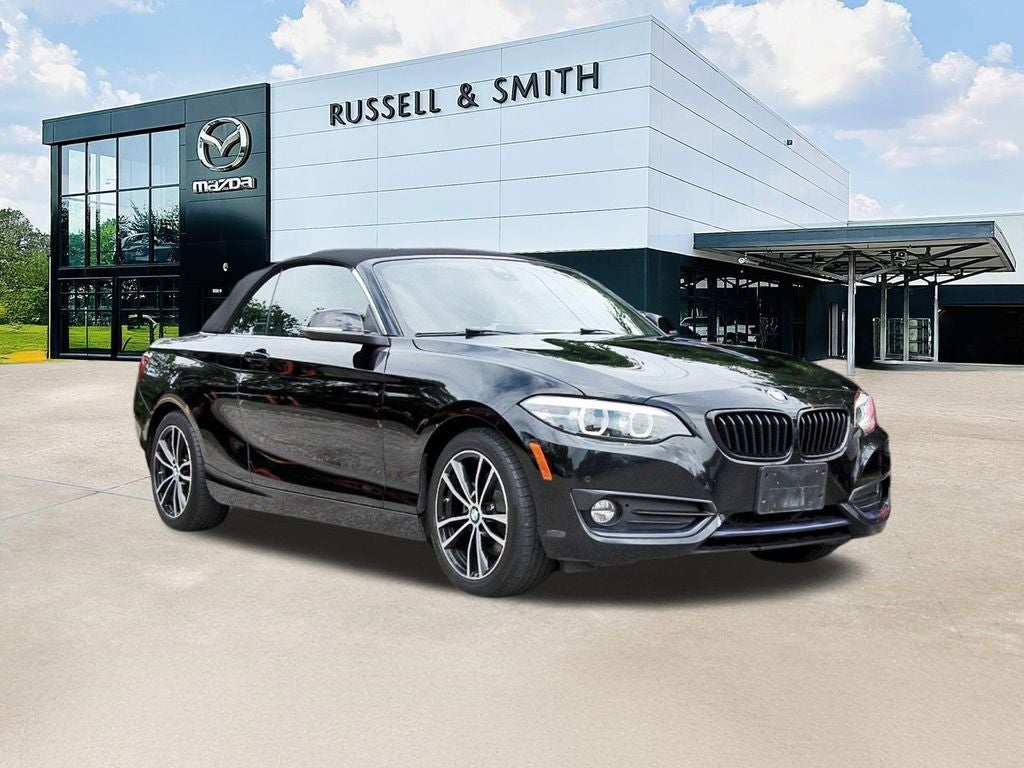 2020 BMW 2 Series 230i Convertible's photo