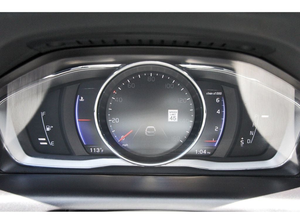 2017 Volvo XC60 T6 R-Design