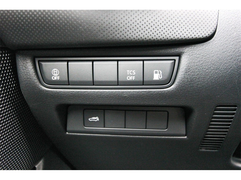 2025 Mazda Mazda CX-50 Hybrid Preferred AWD