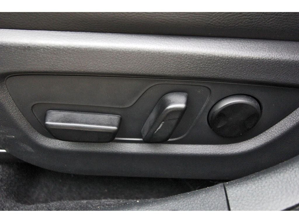 2025 Mazda Mazda CX-50 Hybrid Premium