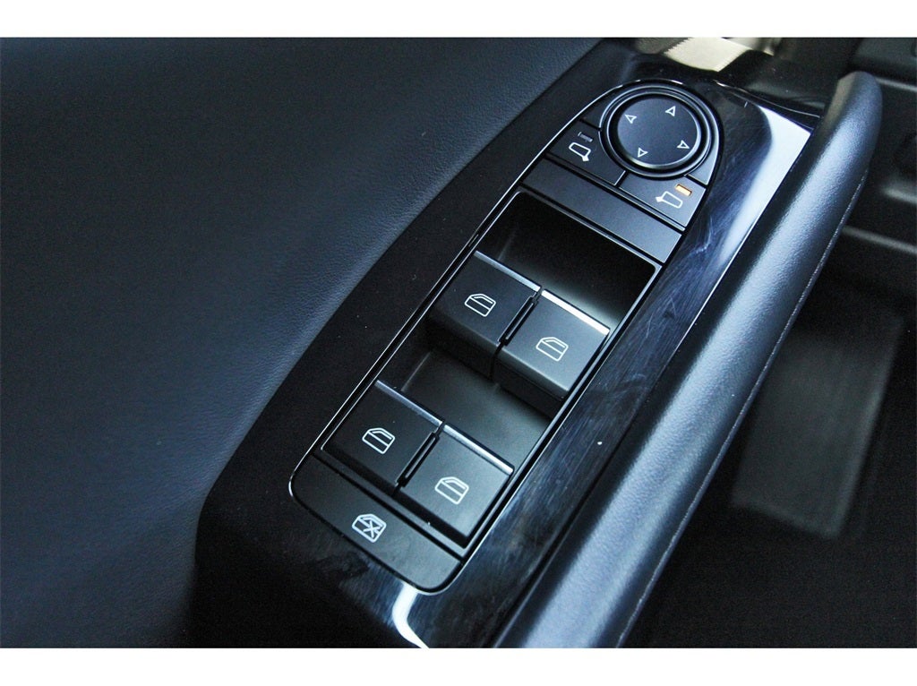 2025 Mazda Mazda3 2.5 S Preferred Package