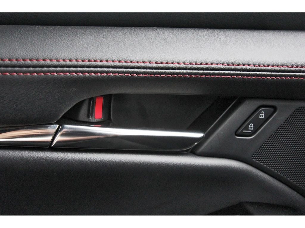 2025 Mazda Mazda3 2.5 S Carbon Edition