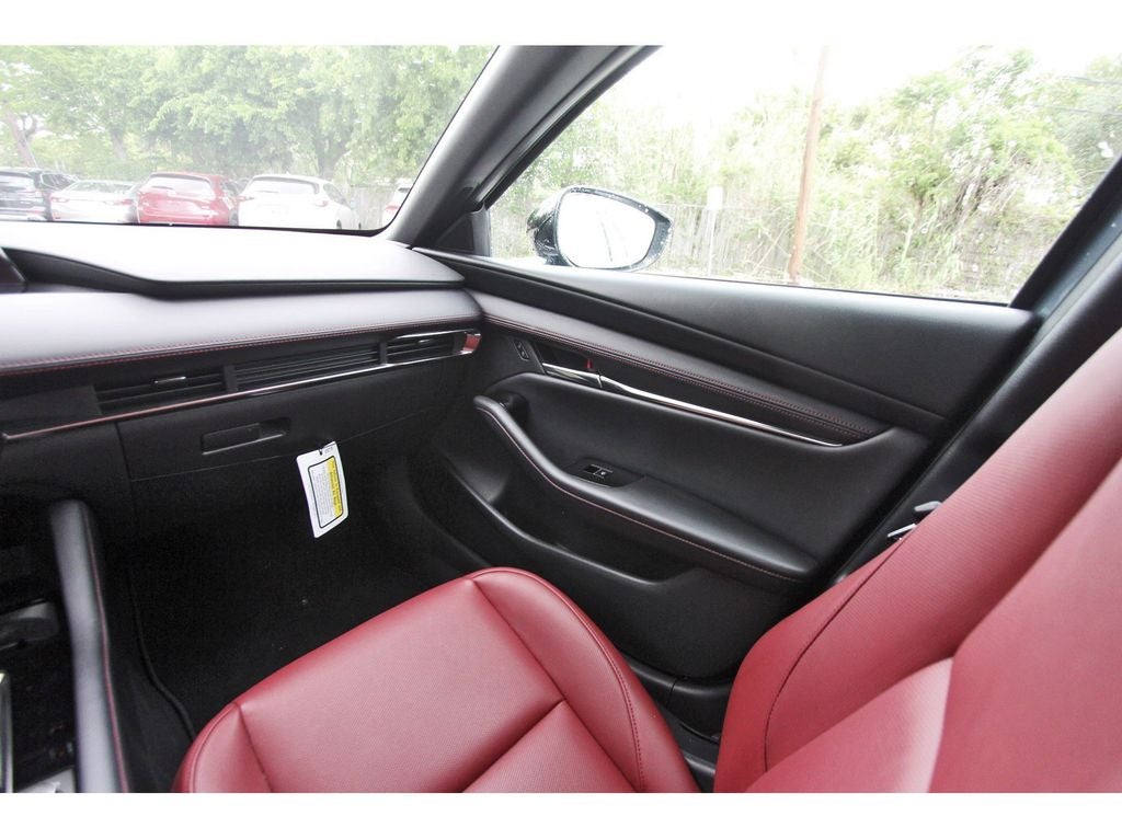 2025 Mazda Mazda3 2.5 S Carbon Edition